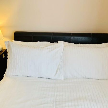 Bucknall  Housefield Stay מראה חיצוני תמונה