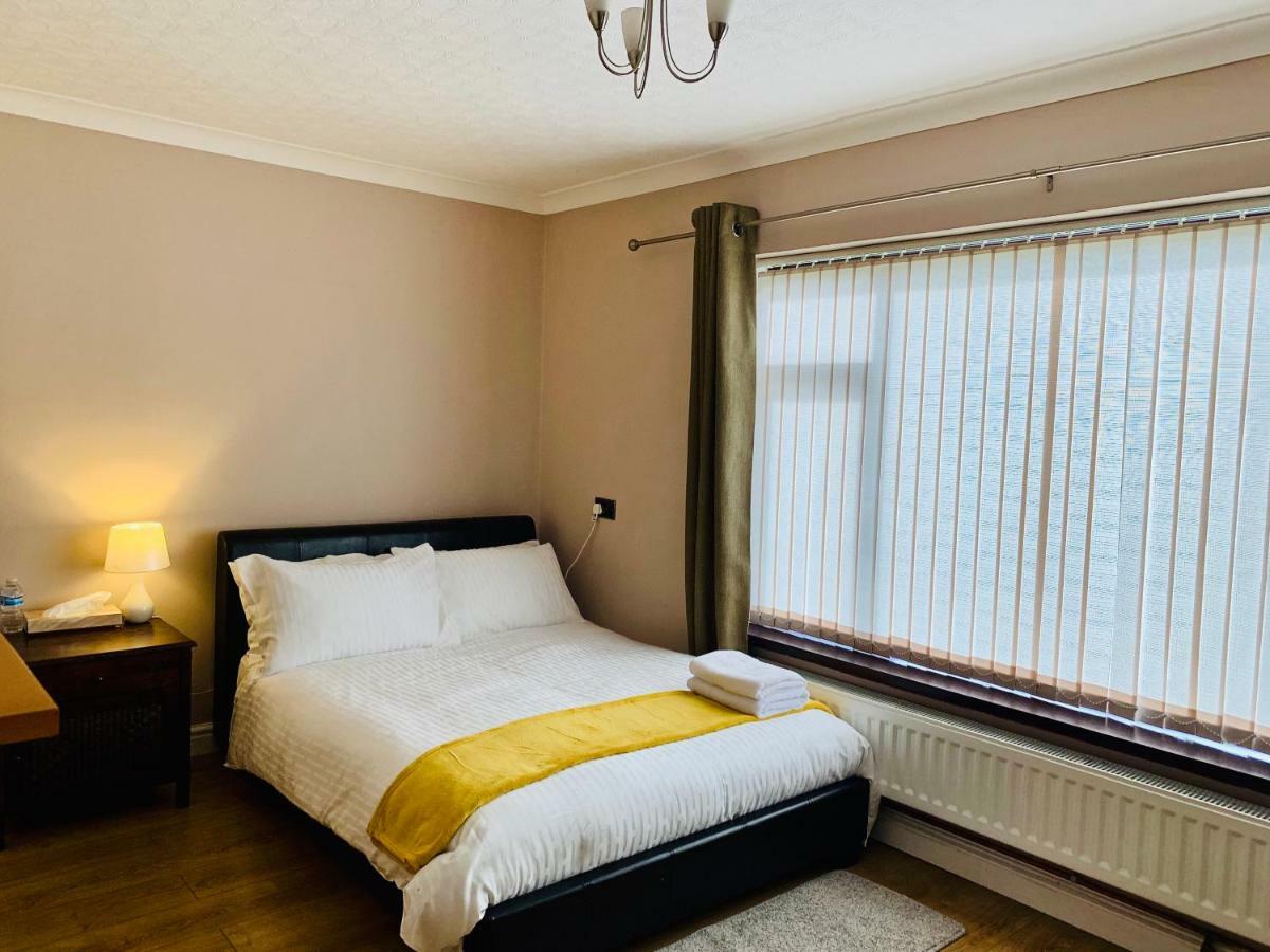 Bucknall  Housefield Stay מראה חיצוני תמונה
